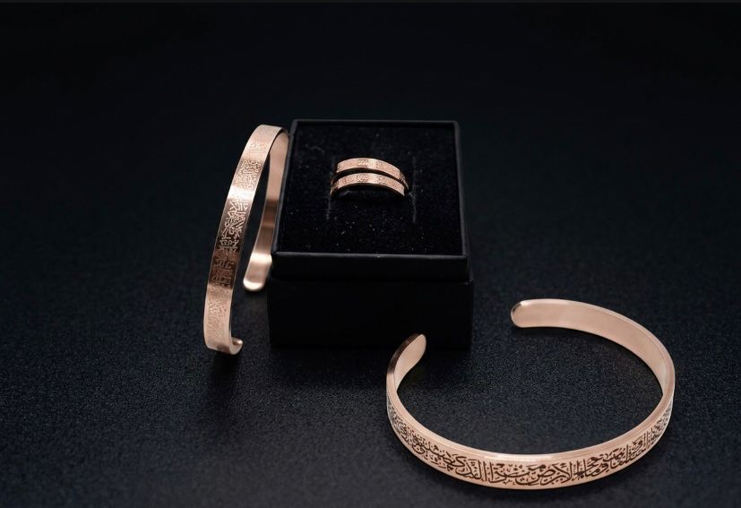 His and Hers Set